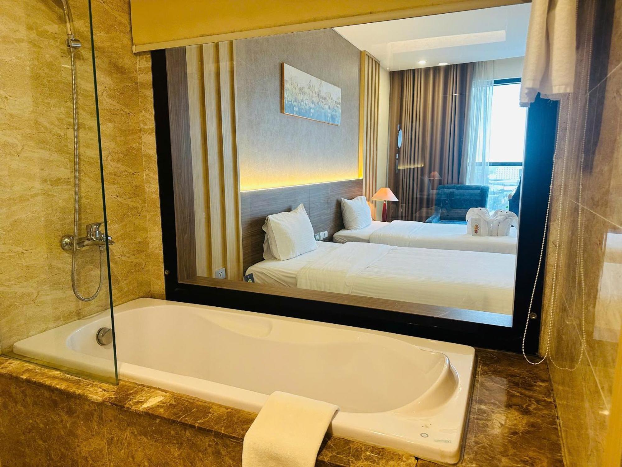 Muong Thanh Grand Quang Tri Hotel Extérieur photo
